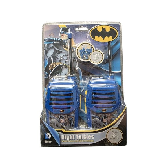 DC Comics Batman Walkie Talkies with Built-In Flashlight New - Picture 1 of 7